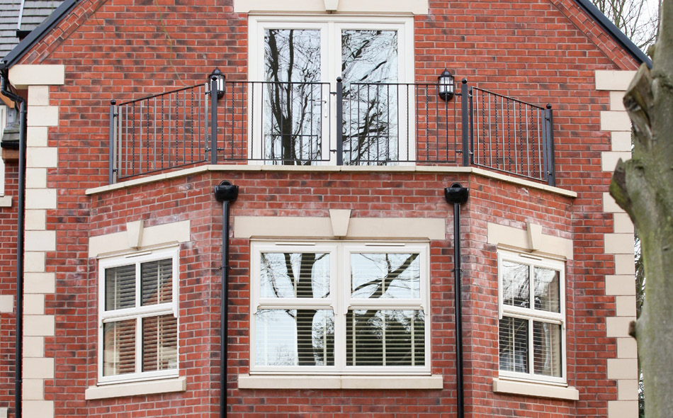 Sash Horn – Smooth Ivory