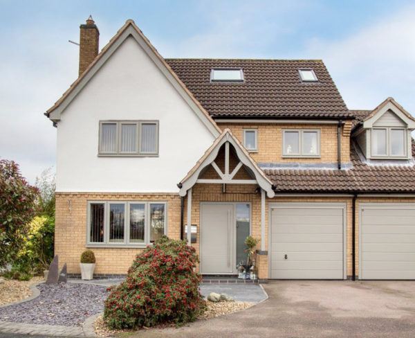 uPVC vs Timber Windows: Pros, Cons, and Which Is Best for Your Home?