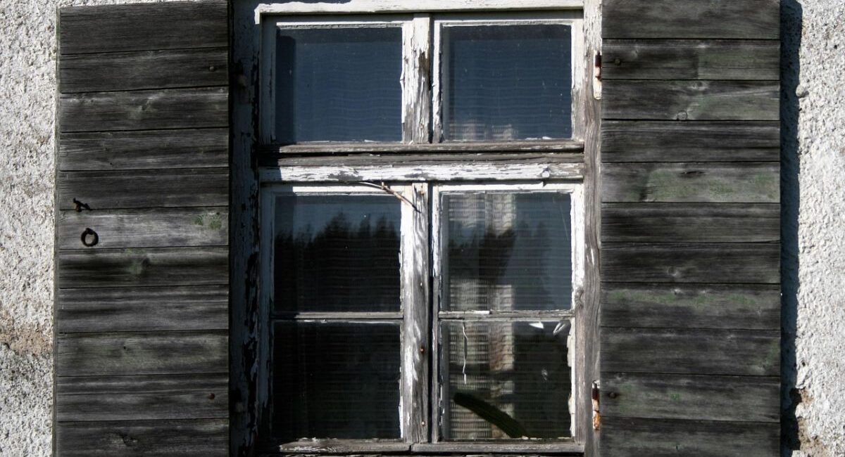 how to recycle old windows